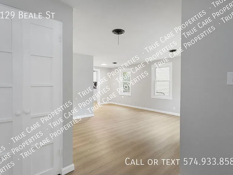 1129 Beale St — Photo 15