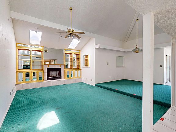 3rd image of 11501 Town Lake Ln