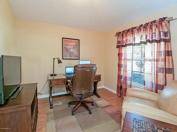 5th image of 12528 Arrowleaf Ln