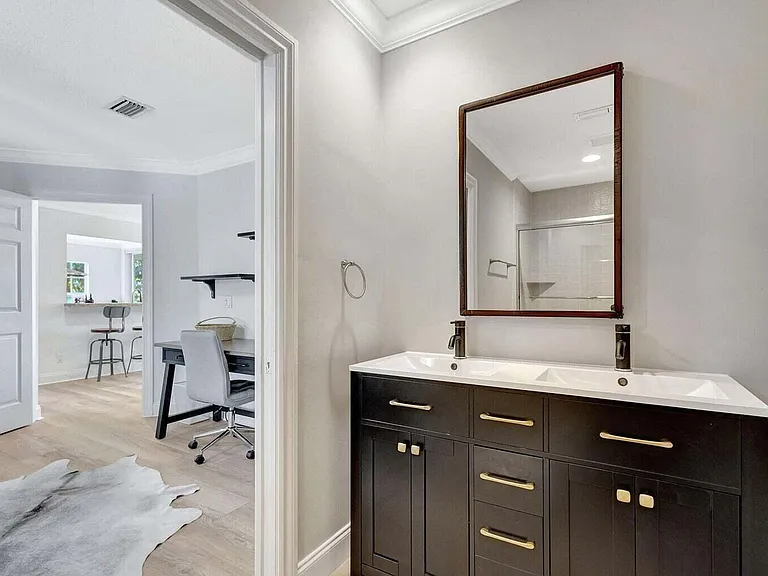 11839 Pebblewood Dr — Photo 43