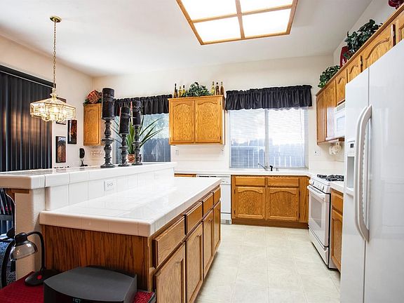 5th image of 1813 Nighthawk Cir
