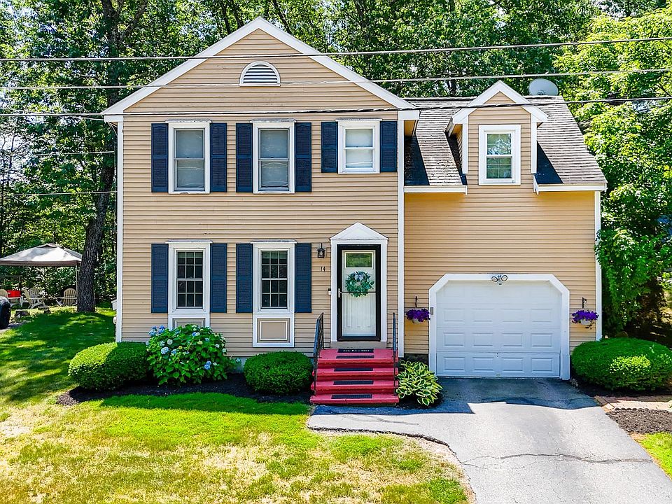 1st image of 14 Beaujolais Drive