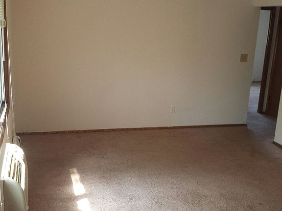 4th image of 10400-30 W Fond Du Lac Ave #10430-2