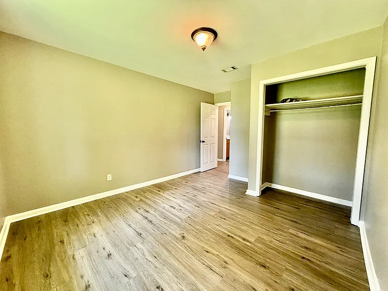 1005 Ridgewood Dr — Photo 7