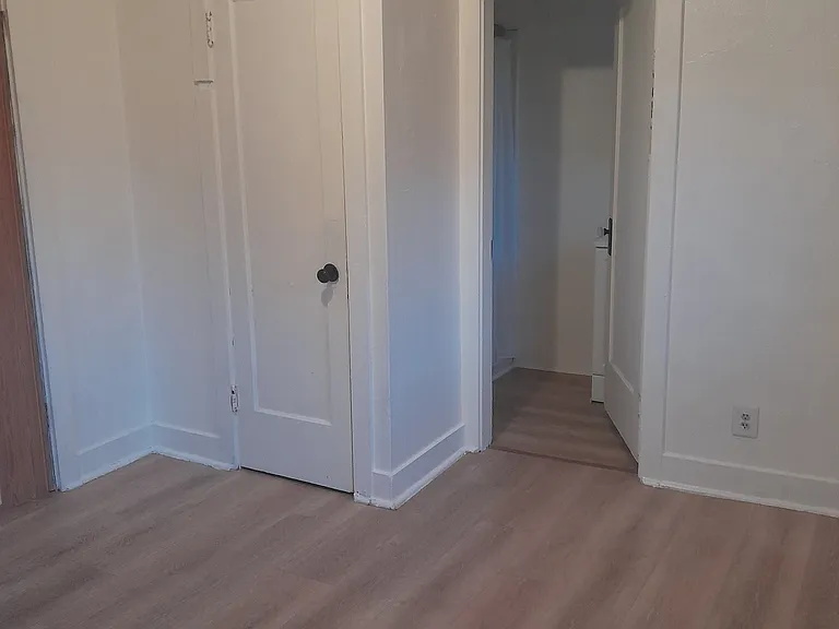 1305 N Townsend Rd #9 — Photo 3
