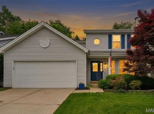 2514 Barrett Place Dr, Ballwin, MO 63021