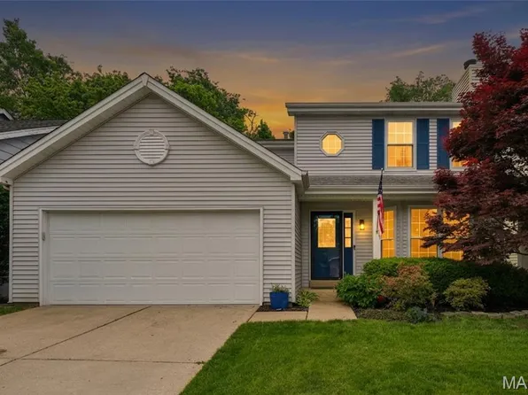 2514 Barrett Place Dr, Ballwin, MO 63021