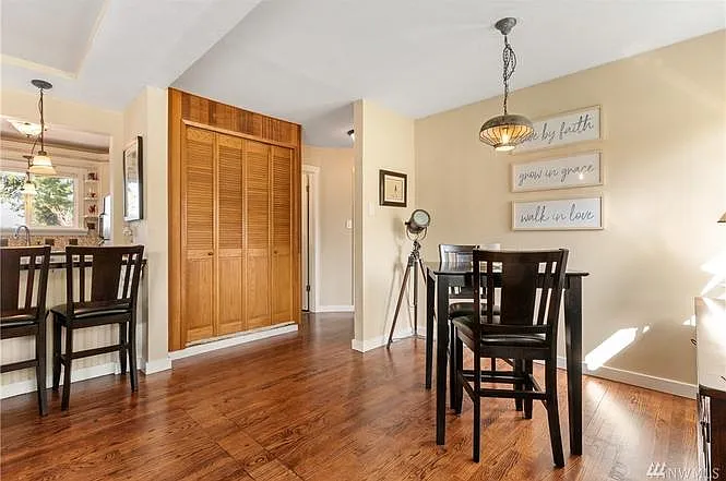 3 bed, 1320 sqft, $3,200 — Photo 3