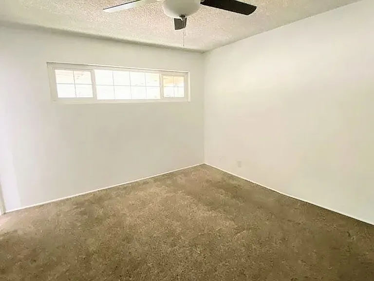 2813 Coventry Dr — Photo 21