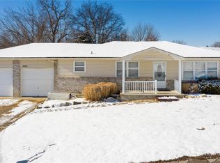 5045 Warren Rd, Imperial, MO 63052