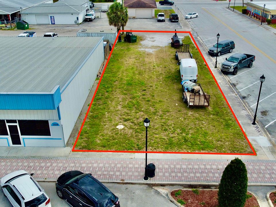1st image of 320 SW Park Street