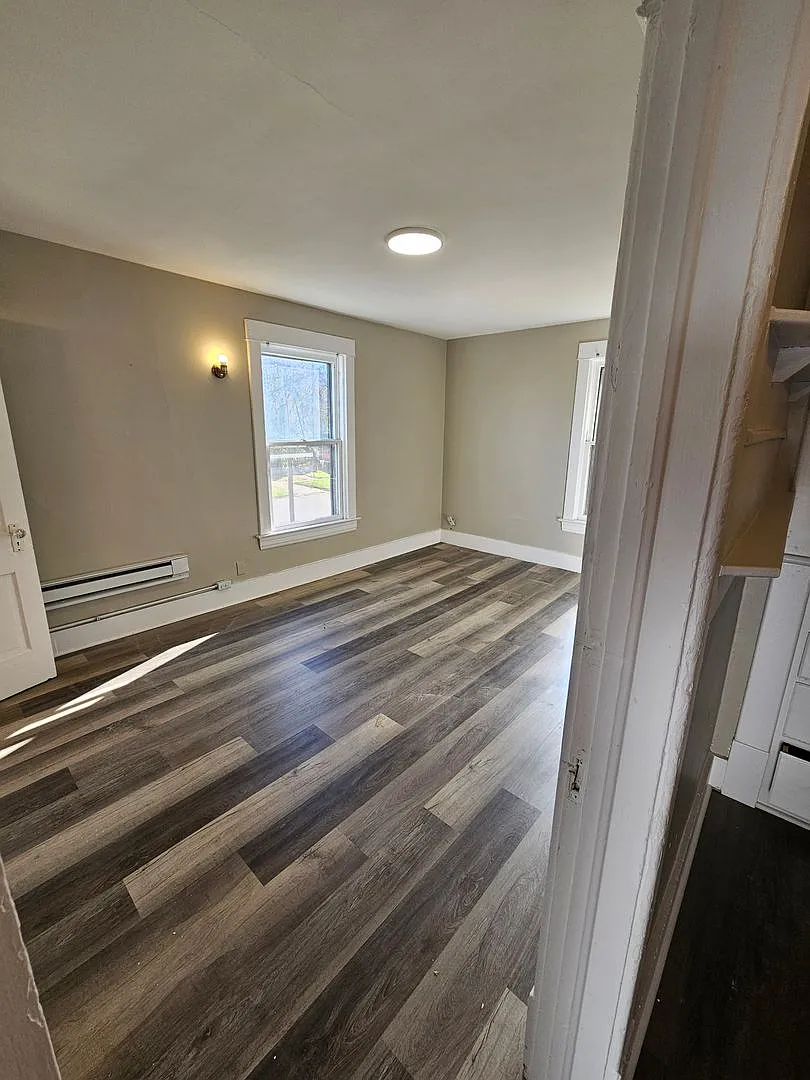 936 Harrison — Photo 2
