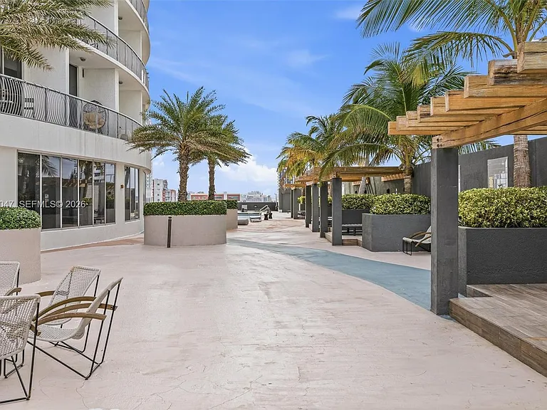 1750 N Bayshore Dr #4801 — Photo 55