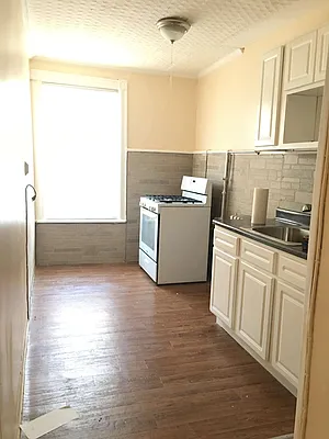 Sold by Momentum Real Estate LLC | media 2
