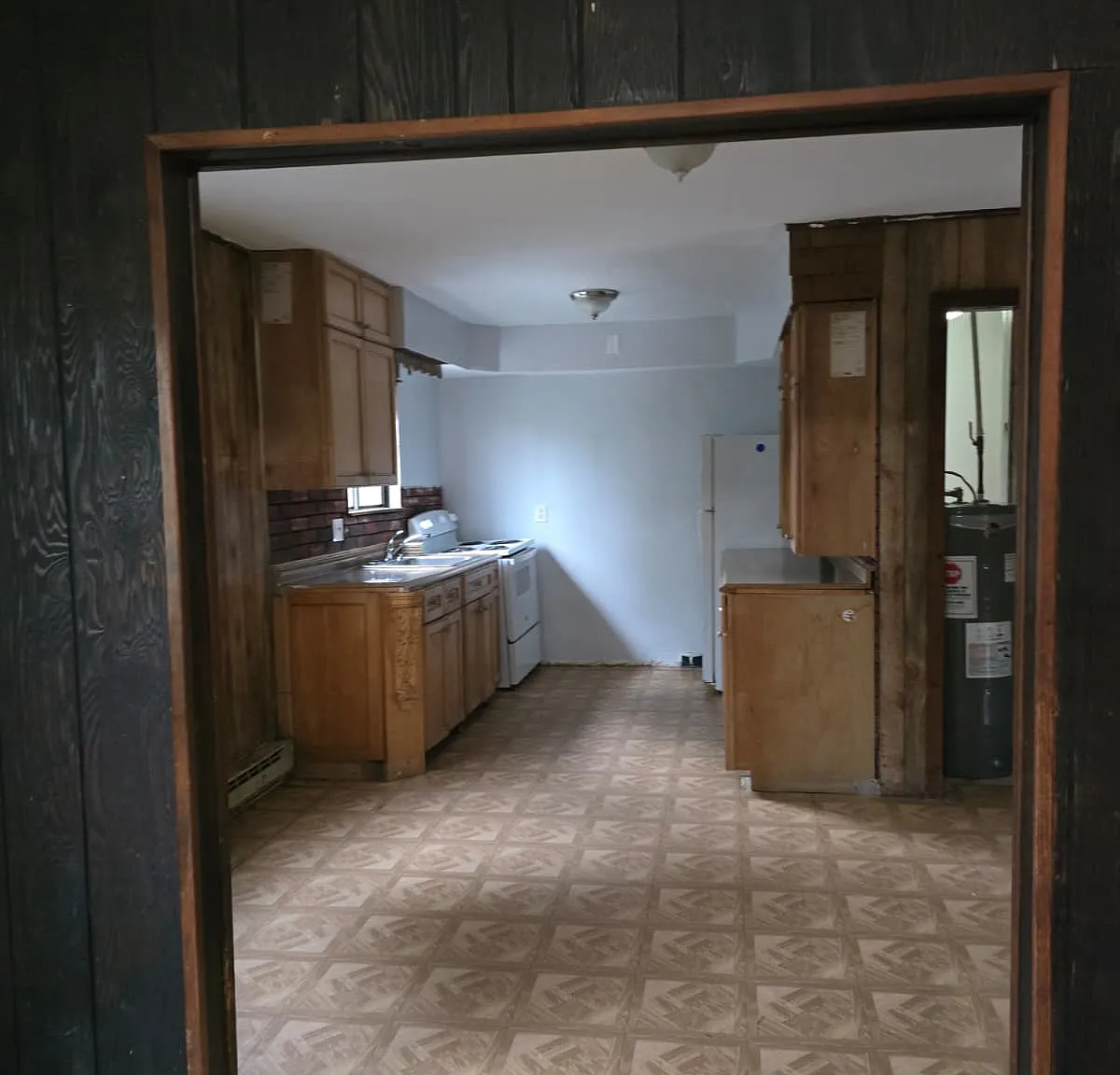 3 bed, $2,000 — Photo 1