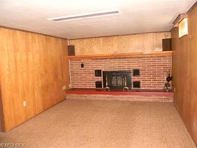 4th image of 8672 Ontario St NW