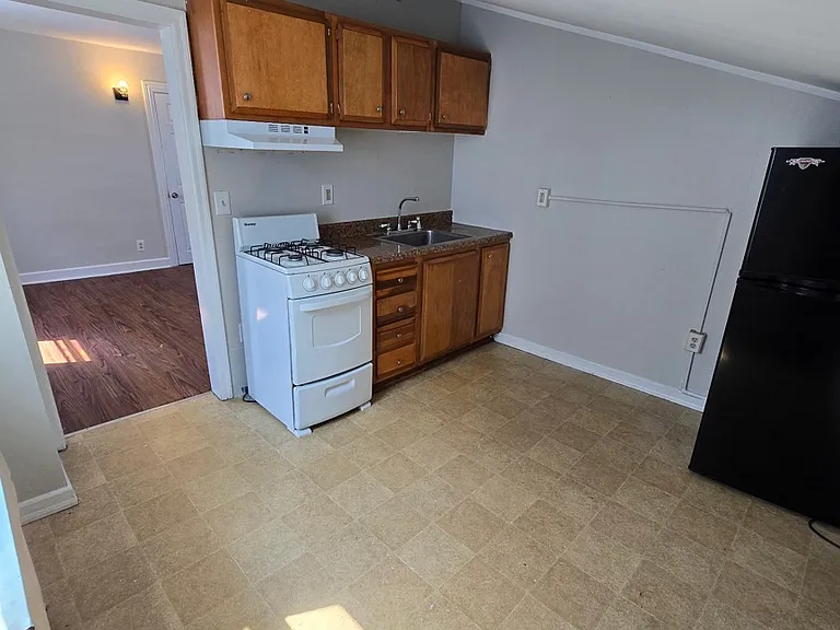 21 E Ettwein Street2nd Fl — Photo 8