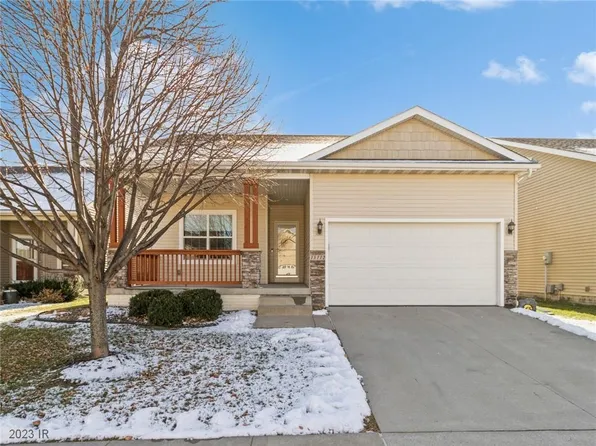 13112 Alpine Dr, Urbandale, IA 50323