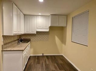 6318 S 10th Ave #A, Los Angeles, CA 90043