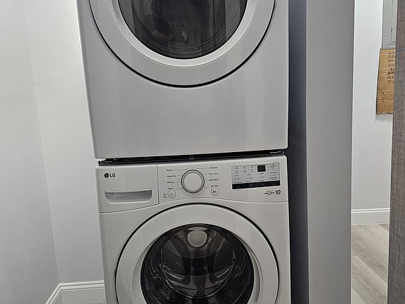 4th image of 1724 W 13th St APT 1