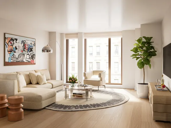 38 East 35th Street image 1 of 15