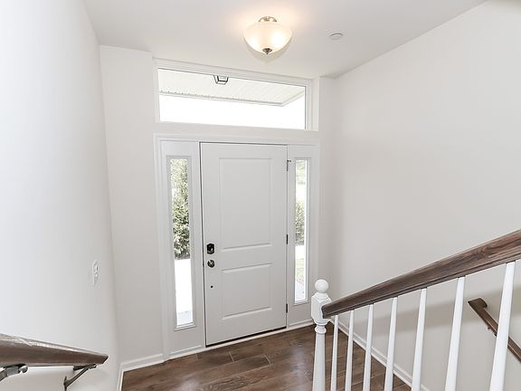 4th image of 3S526 Cambridge Crse Lot 9.04