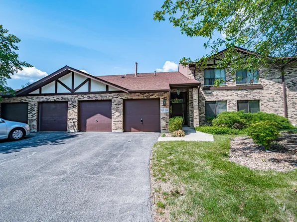 6264 Trinity Dr #2-A, Lisle, IL 60532