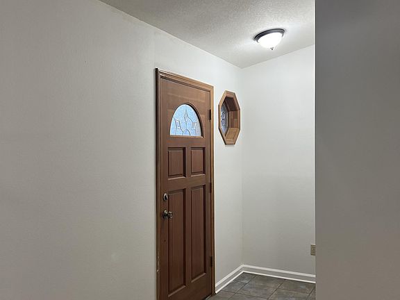 2nd image of 2733 Masterson Ln