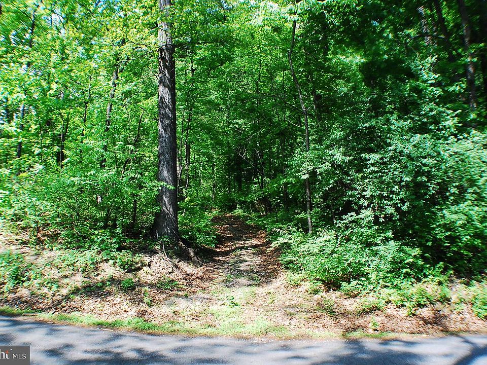 2nd image of 153 Babbs Mountain Rd