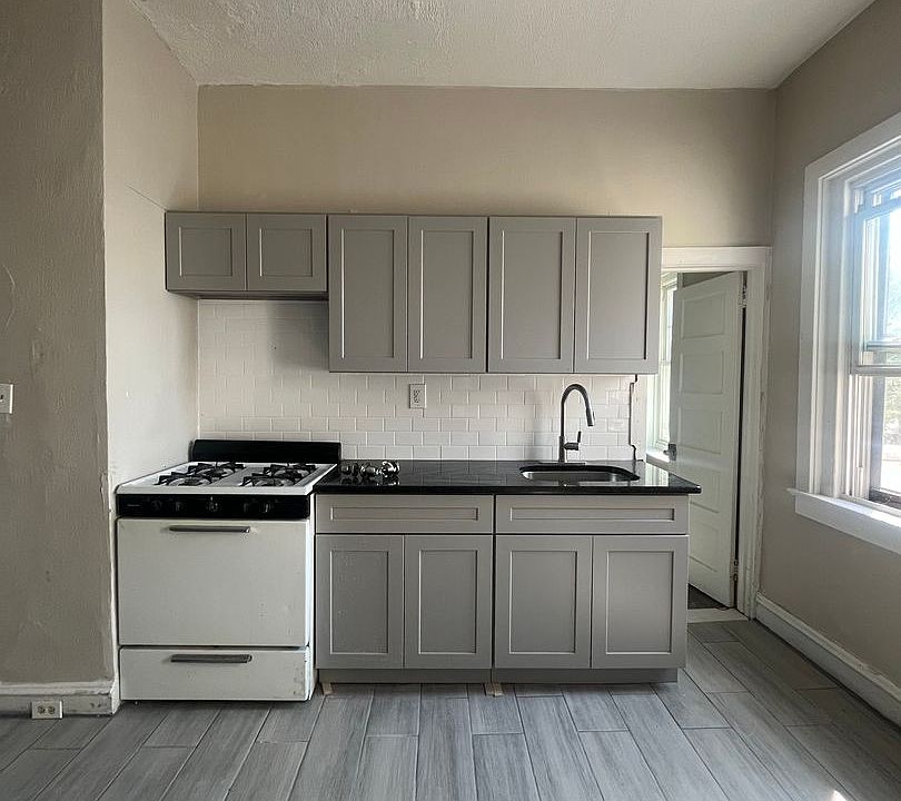 1st image of 8113-8119 Frankford Ave #12