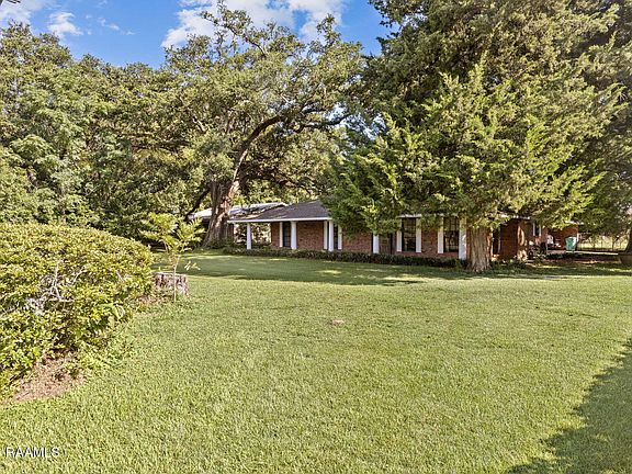 2nd image of 189 Compress Rd