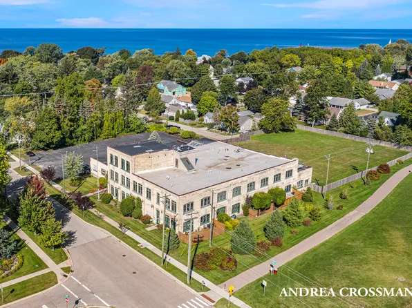 125 Elkenburg St Unit 7, South Haven, MI 49090
