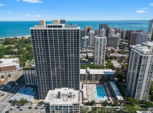 1560 N Sandburg Ter APT 2708J, Chicago, IL 60610