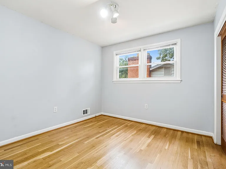 9017 Saint Andrews Pl — Photo 28