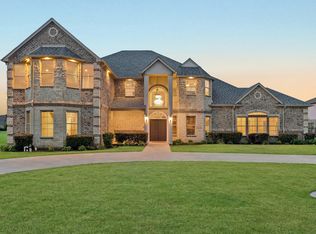 A*I様 House on the Hill Checker 2112 Becky Ln, Cedar Hill, TX 75104 | MLS #21241100 | Zillow