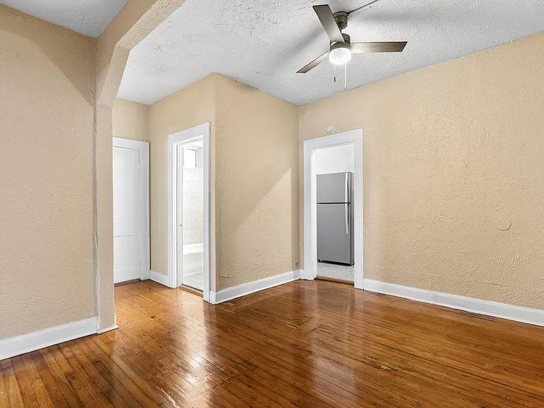 323 N Westland Ave #1 — Photo 3