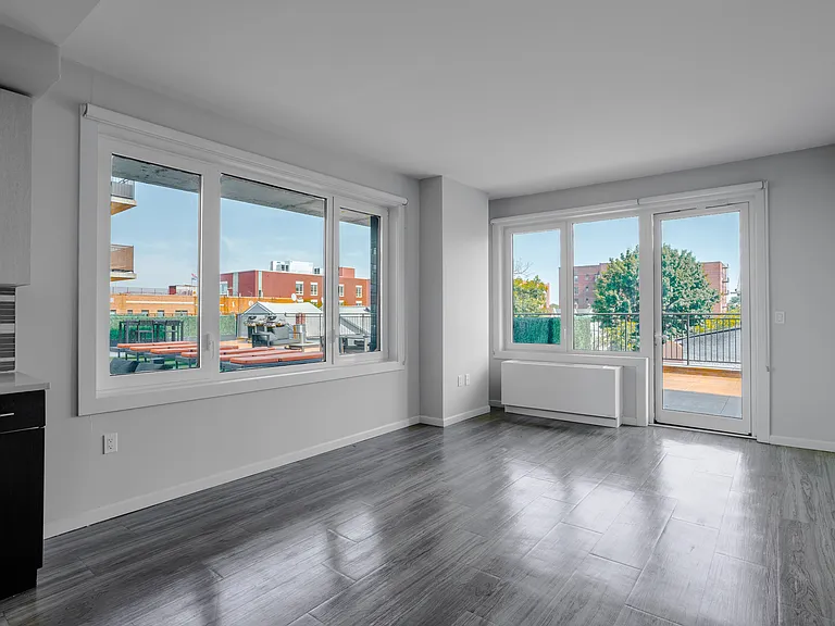 17802 Hillside Ave #309 — Photo 5