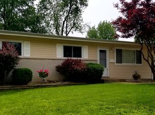 750 Pelican Ln, Florissant, MO