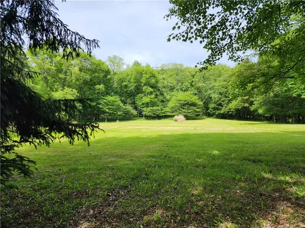 0 W Cruikshank Rd, Valencia, PA 16059