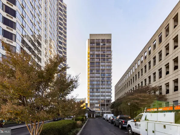 2001 Hamilton St APT 1514, Philadelphia, PA 19130