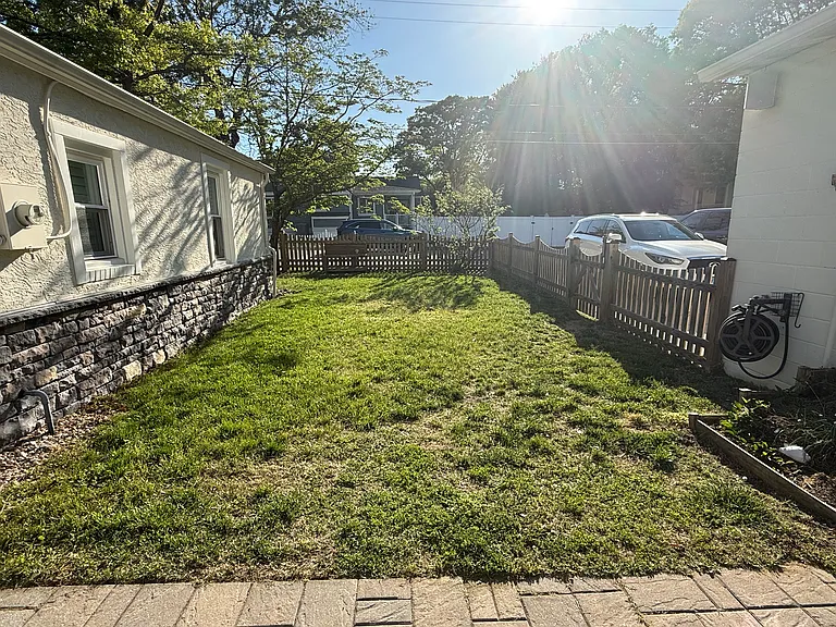 466 Manor Rd — Photo 39