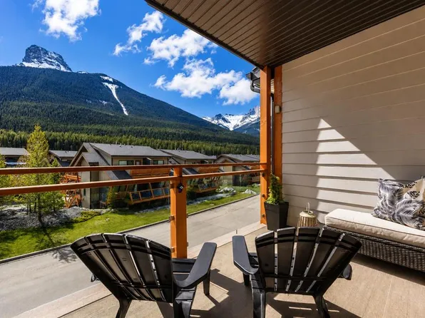102 SW Stewart Creek Rise #603, Canmore, AB T1W 0K6
