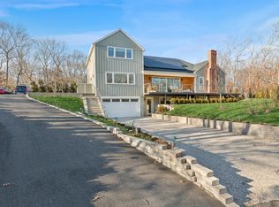 18 Wildflower Rd, East Hampton, NY 11937