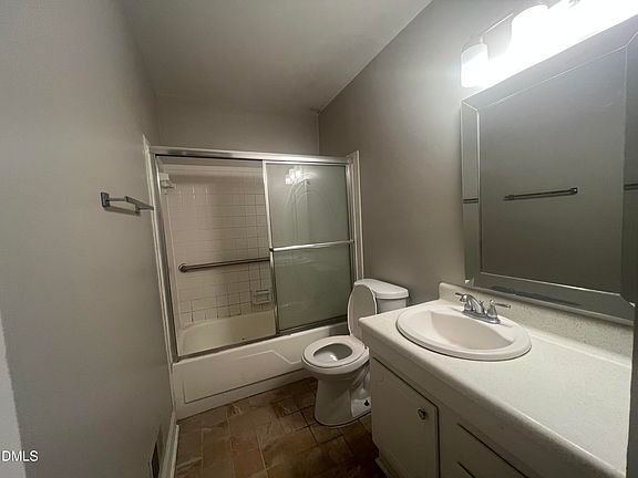 5th image of 1002 Willow Dr APT 53