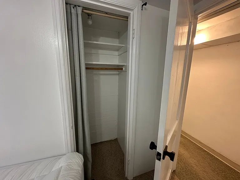 T260YL — Photo 26