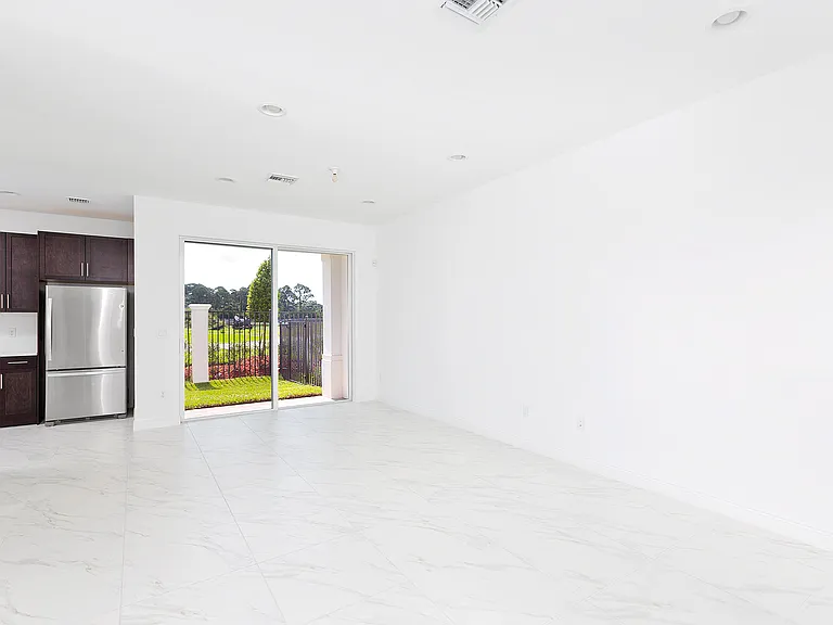 6979 Pines Cir #35 — Photo 8
