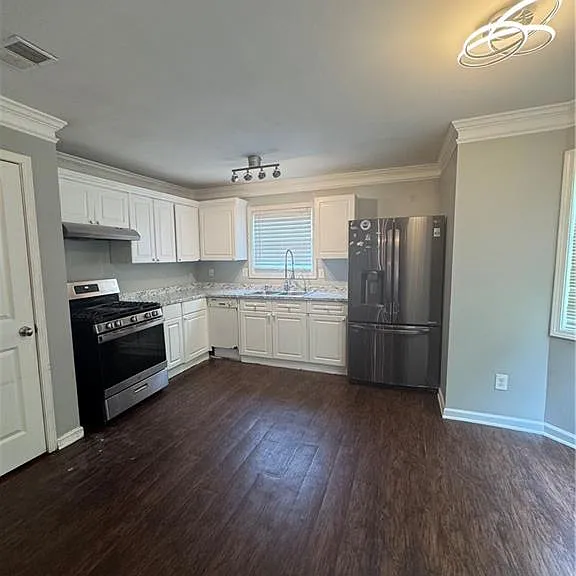 1143 Memory Ln — Photo 7