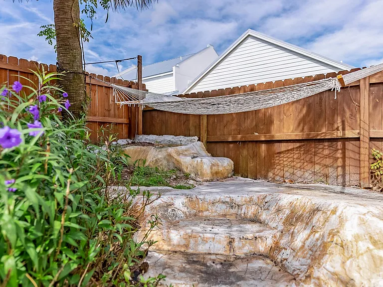 16908 Innocente Ave #A — Photo 31