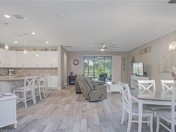 3rd image of 4316 Fairfax CT