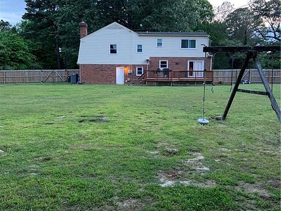 4th image of 4521 Little Creek Ln
